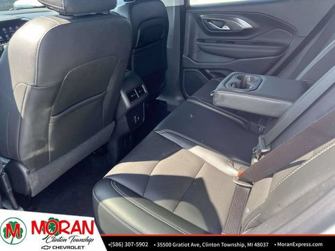 Certified 2023 GMC Terrain SLT w/ Elevation Edition AWD/4WD image 14