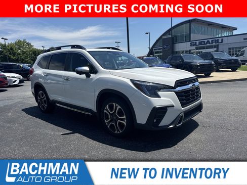 Certified 2023 Subaru Ascent Touring AWD/4WD image 1