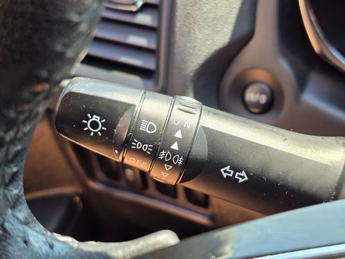 Used 2017 Mitsubishi Outlander Sport SE FWD image 44