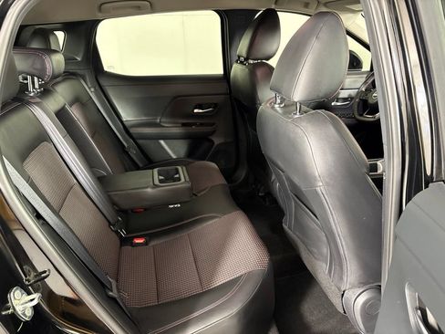 Certified 2025 Nissan Kicks SR FWD image 20