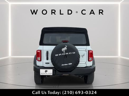 Used 2025 Ford Bronco 4-Door AWD/4WD image 6