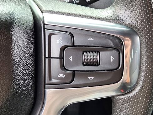 Used 2023 Chevrolet Blazer LT w/ Driver Confidence Package image 23