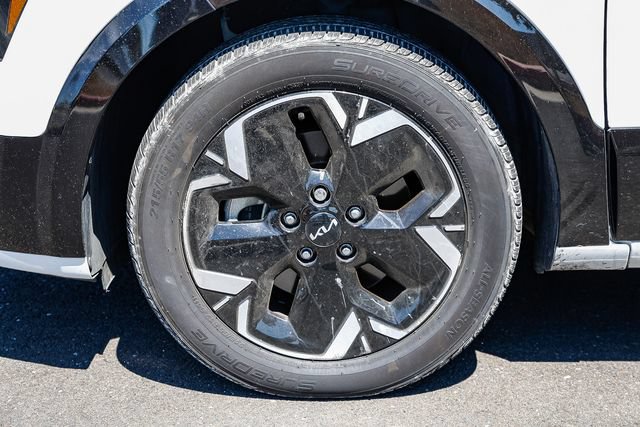 Used 2023 Kia Niro Wind FWD image 11