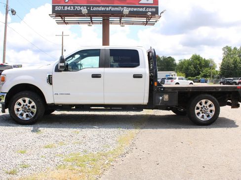 Used 2020 Ford F250 XL w/ Power Equipment Group AWD/4WD image 2