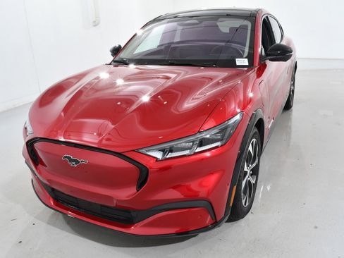 Used 2022 Ford Mustang Mach-E Premium image 2