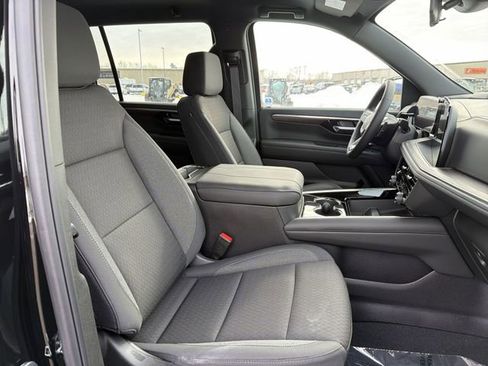 New 2026 Chevrolet Suburban LS w/ LPO, Dark Essentials Package image 25