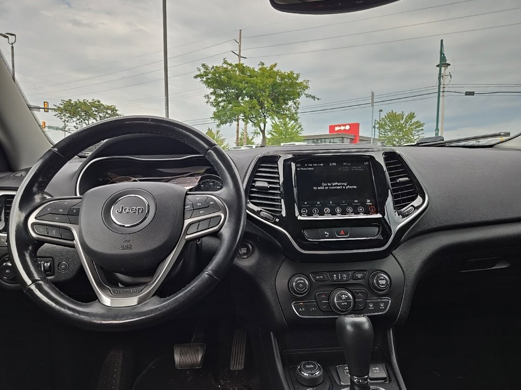 Used 2019 Jeep Cherokee Limited AWD/4WD image 39