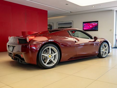 Certified 2013 Ferrari 458 Spider RWD image 30