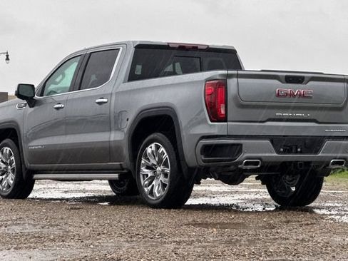 New 2026 GMC Sierra 1500 Denali w/ Denali Reserve Package AWD/4WD image 6