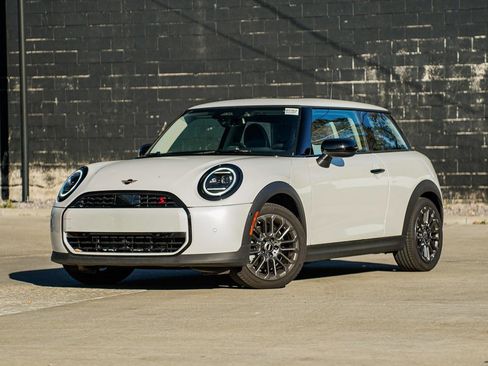 Used 2025 MINI Cooper S image 1