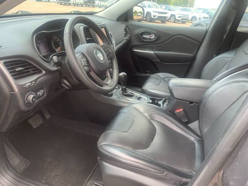Used 2022 Jeep Cherokee Latitude Lux AWD/4WD image 12