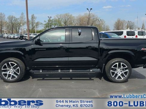 Used 2024 Chevrolet Colorado Z71 w/ Z71 Convenience Package 2 image 5