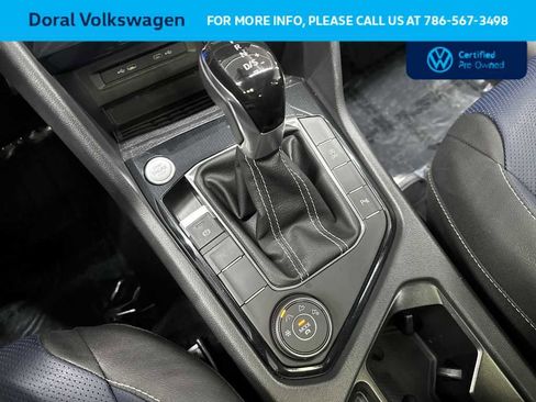 Certified 2025 Volkswagen Taos SEL image 21