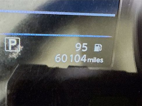 Certified 2020 Nissan Rogue Sport SV image 5