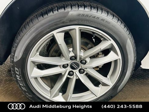 Certified 2024 Audi Q3 2.0T Premium Plus image 35