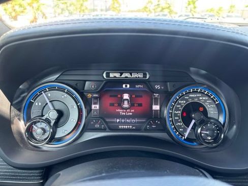 Used 2020 RAM 2500 Limited AWD/4WD image 13
