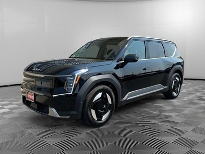 Certified 2026 Kia EV9 Wind