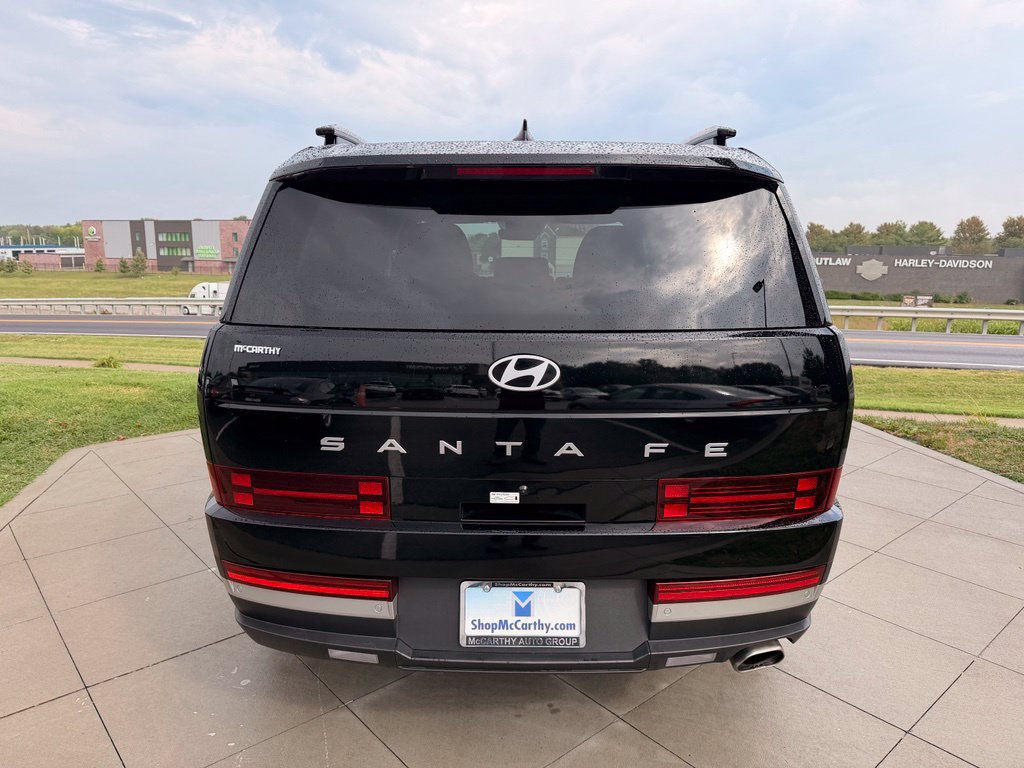Used 2024 Hyundai Santa Fe Limited FWD image 8