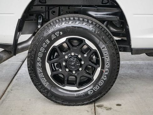 Used 2026 RAM 2500 Laramie AWD/4WD image 13