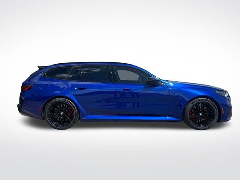 New 2026 BMW M5 Touring AWD/4WD image 2