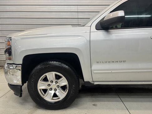 Used 2019 Chevrolet Silverado 1500 LT RWD image 4