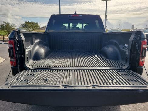 Used 2019 RAM 1500 Big Horn image 10