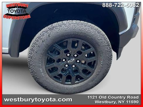 Used 2024 Chevrolet Colorado Trail Boss w/ Advanced Trailering Package AWD/4WD image 14
