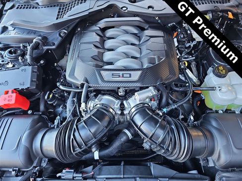 Used 2024 Ford Mustang GT Premium image 13