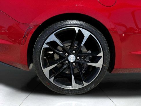 Used 2019 Chevrolet Camaro SS image 41