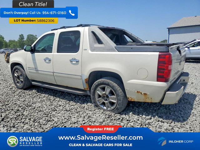 Used 2010 Chevrolet Avalanche LTZ AWD/4WD image 3