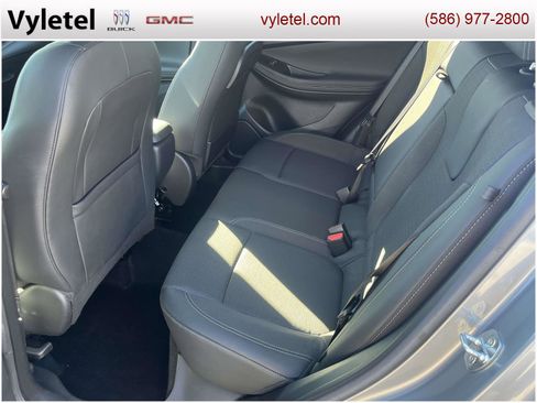 Certified 2023 Buick Encore GX Select image 11