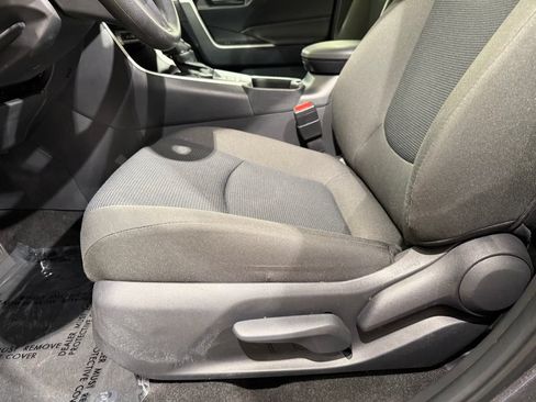 Certified 2025 Toyota RAV4 LE AWD/4WD image 14
