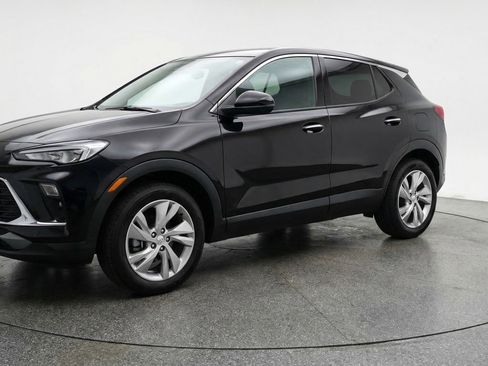 Used 2025 Buick Encore GX Preferred FWD image 3