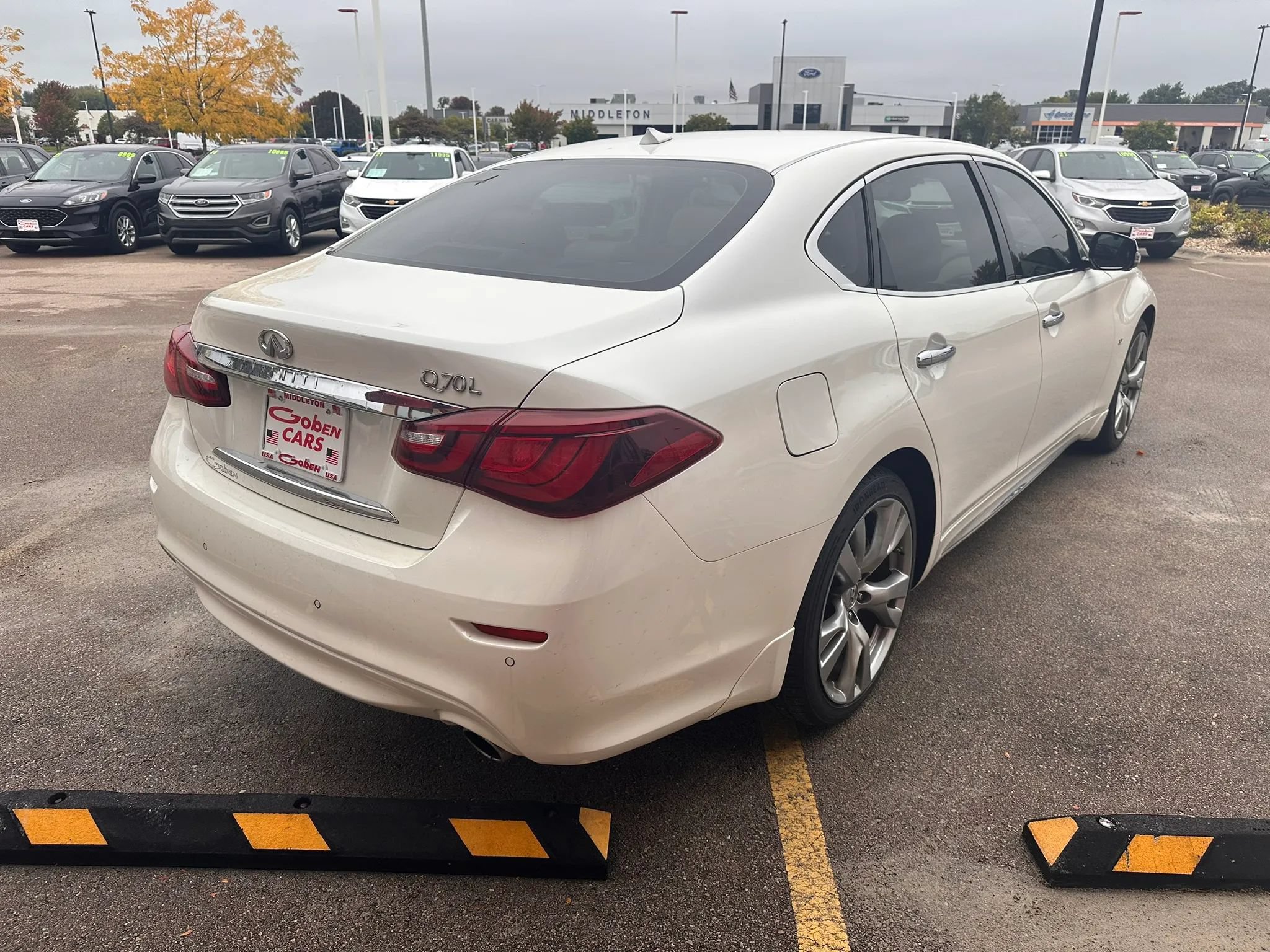 Used 2018 INFINITI Q70 L 3.7 RWD image 5