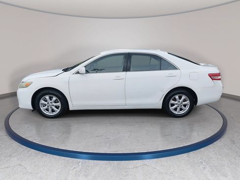 Used 2011 Toyota Camry LE w/ LE Extra-Value Pkg FWD image 8