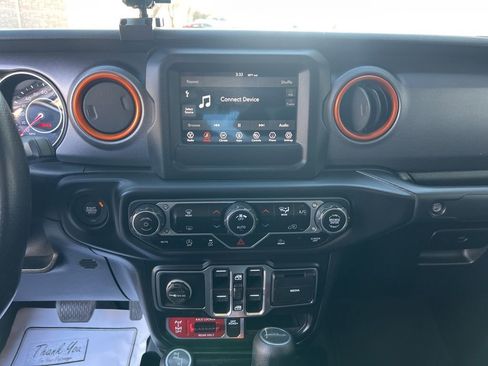 Certified 2021 Jeep Gladiator Mojave w/ Trailer Tow Package image 15