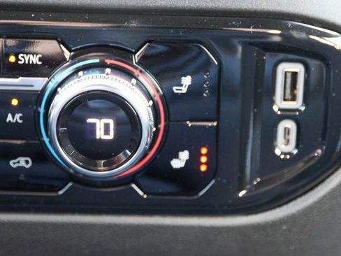 New 2026 GMC Sierra 3500 SLE w/ SLE Value Package image 24