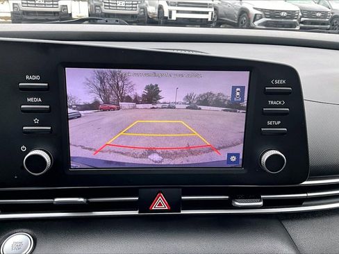 Used 2023 Hyundai Elantra SEL image 20