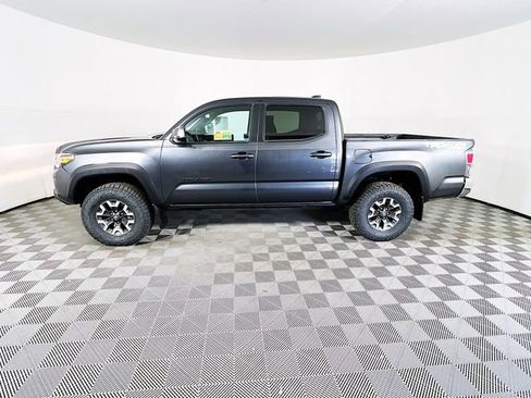 Used 2023 Toyota Tacoma TRD Off-Road image 4