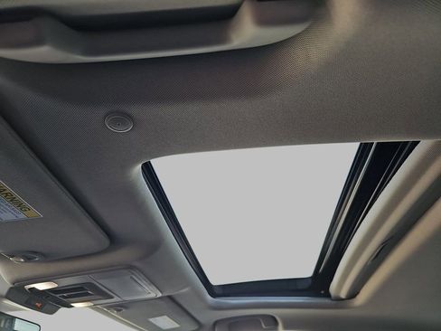 Used 2023 Honda Accord Touring image 6