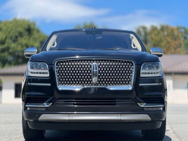 Used 2019 Lincoln Navigator Black Label AWD/4WD image 2