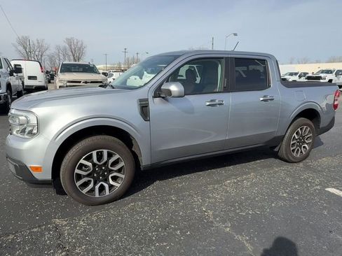 Used 2023 Ford Maverick Lariat w/ Lariat Luxury Package image 4