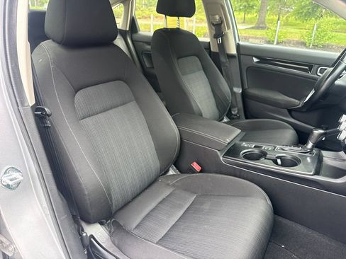 Certified 2022 Honda Civic EX image 35