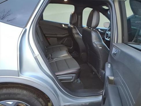 Used 2024 Ford Escape ST-Line Select w/ Tech Pack #1 image 17