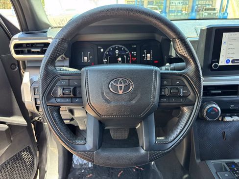 Used 2024 Toyota Tacoma SR5 AWD/4WD image 25