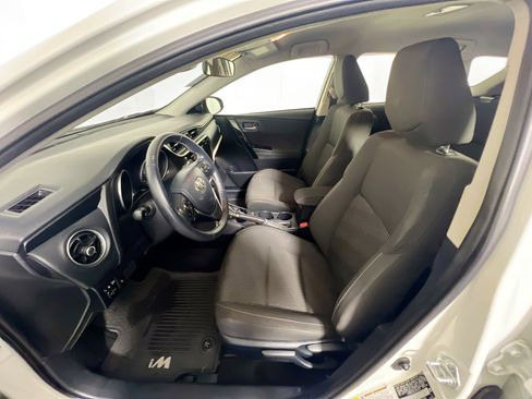 Used 2018 Toyota Corolla iM image 14