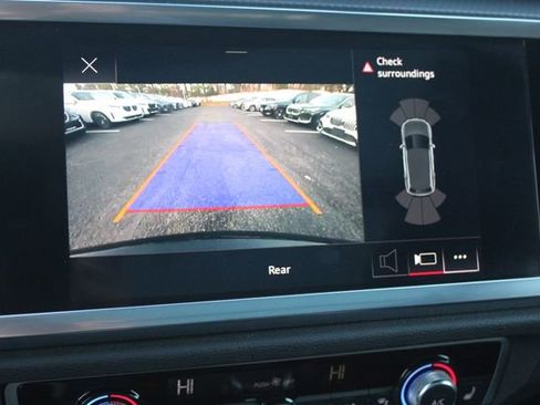 Used 2022 Audi Q3 2.0T Premium image 19