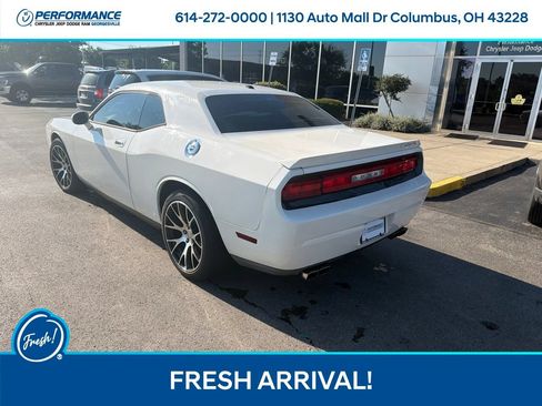 Used 2010 Dodge Challenger R/T RWD image 6