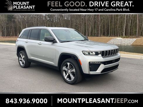 New 2026 Jeep Grand Cherokee Limited RWD image 1
