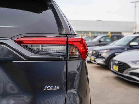 Used 2023 Toyota RAV4 XLE w/ Convenience Package image 11